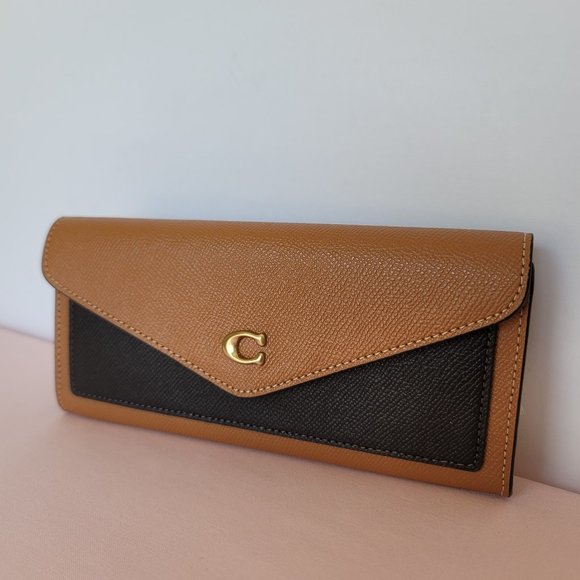 COACH Wyn Colorblock Leather Large Wallet- Light Camel Multi - Picture 4 of 16